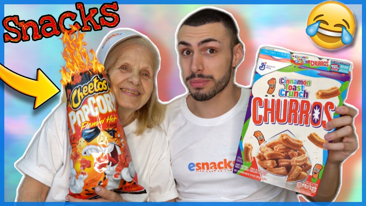 Η γιαγιά μου δοκιμάζει περίεργα SNACKS | Tsede The Real