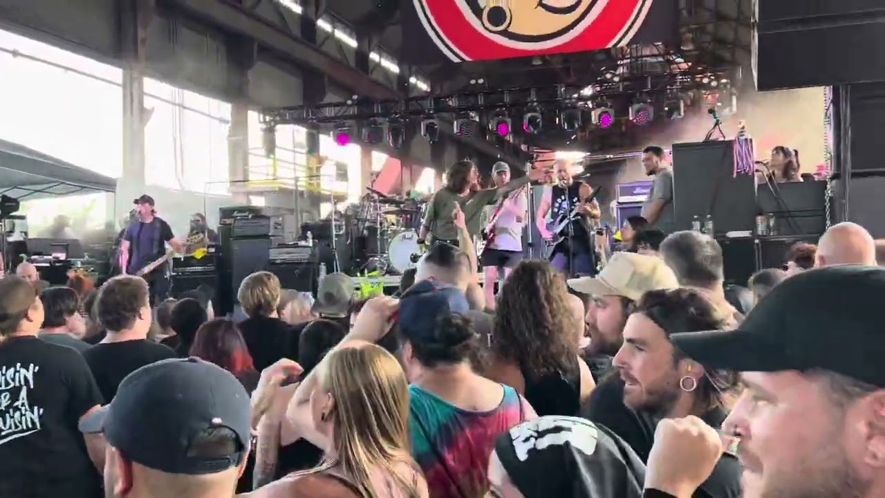 Walls of Jericho “The American Dream” live 9/22/23