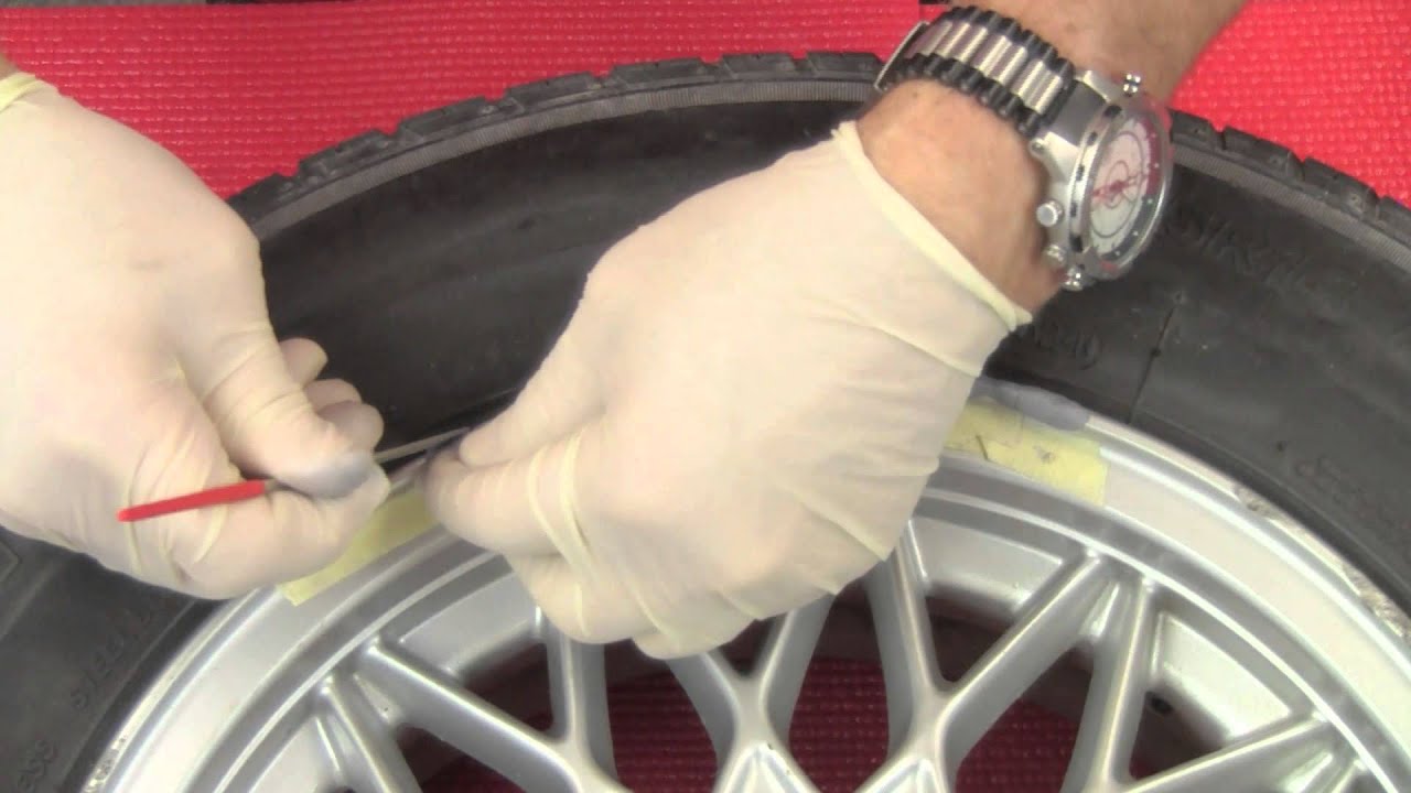 Repairing curbed:scraped alloy wheels on BMWs and MINIs