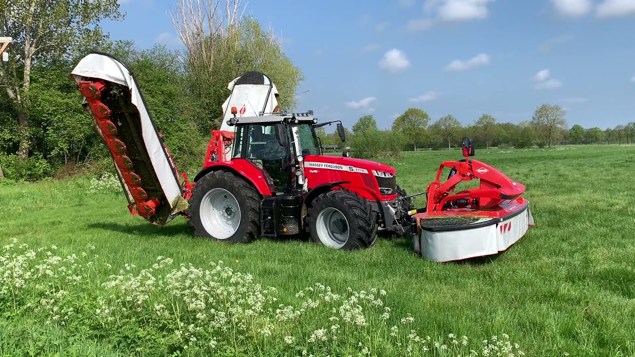 1e Snede met Massey Ferguson en Kühn Tripple maaier