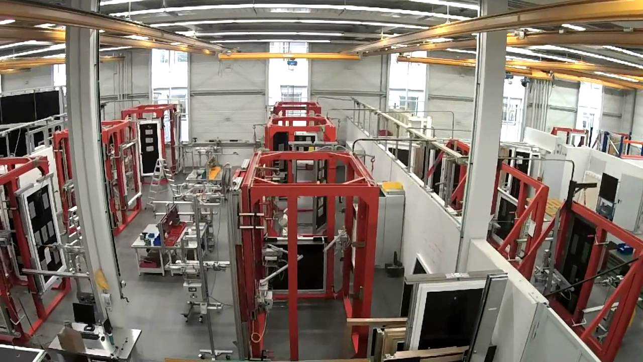 Roto Group Korporativni video - Krovni prozori ROTO
