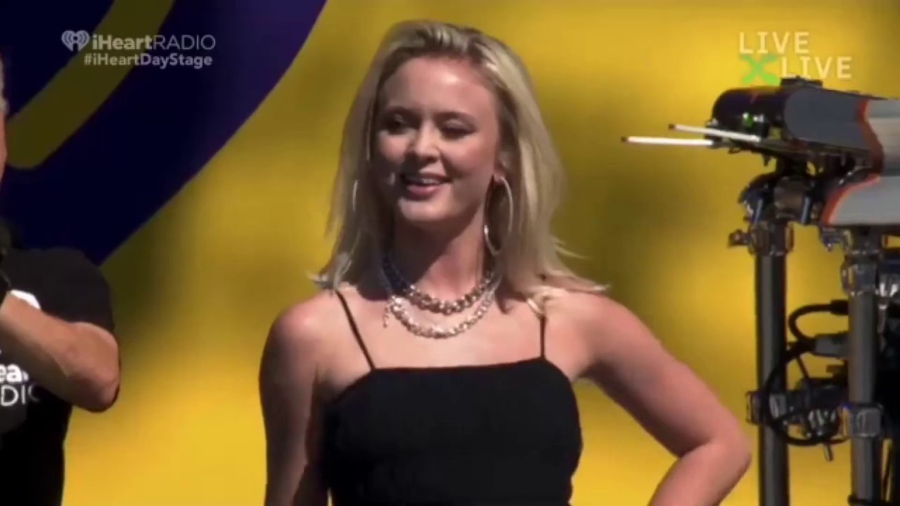 Zara Larsson-Never Forget You • Live @ iHeartRadio [21.09.2019]-Full Video