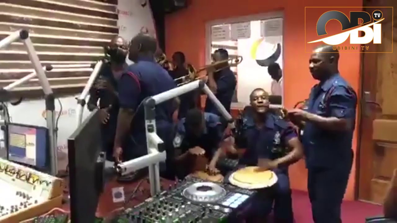 GHANA POLICE BAND - ACCRA PERFORMING JAMA SONGS
