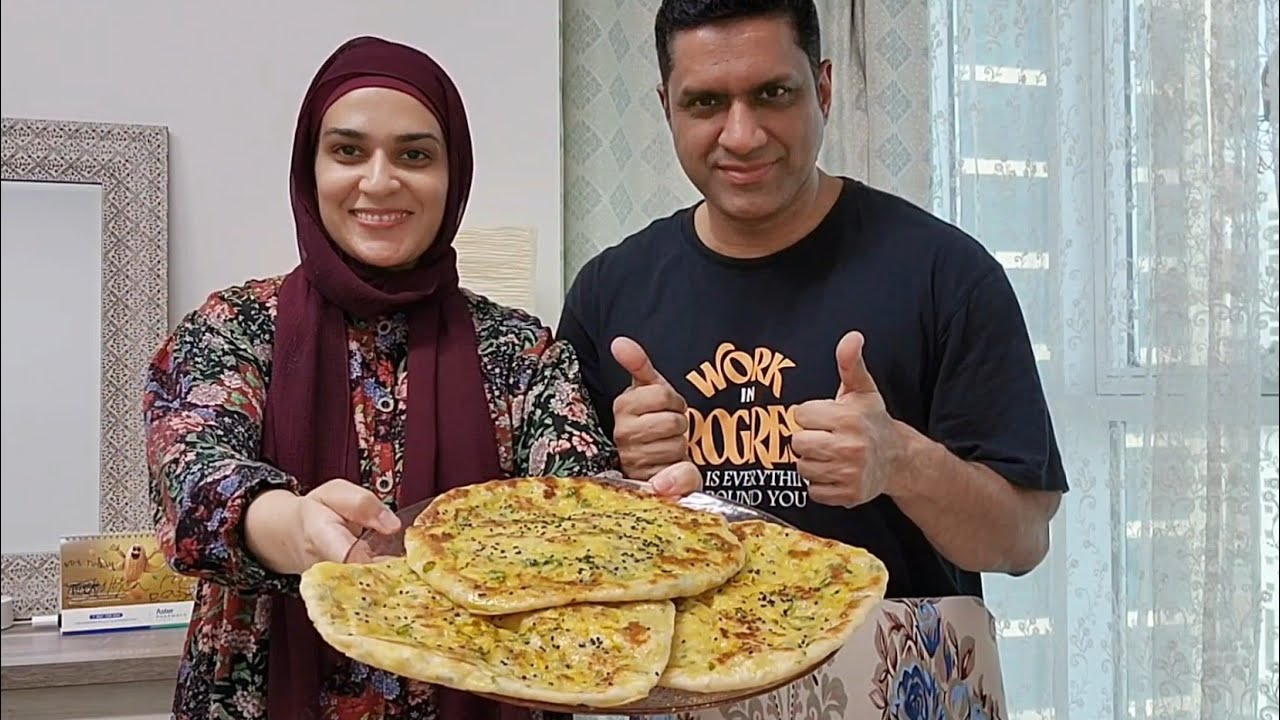 CHICKEN NAAN banae weekend pa bara maza aya 😋