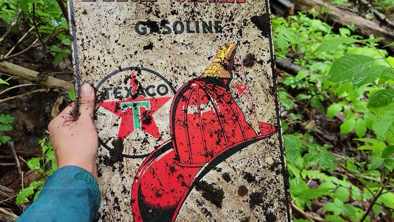 Dump Digging a 1948 Texaco Fire-Chief Porcelain Sign | Downeast Maine | June 2023