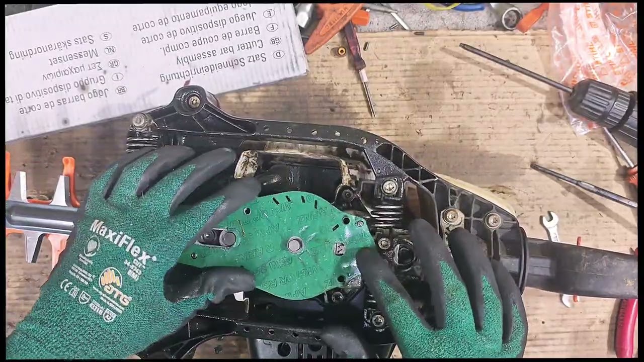 STIHL HS82R Blade Change 😱 | Step by Step | Shorts