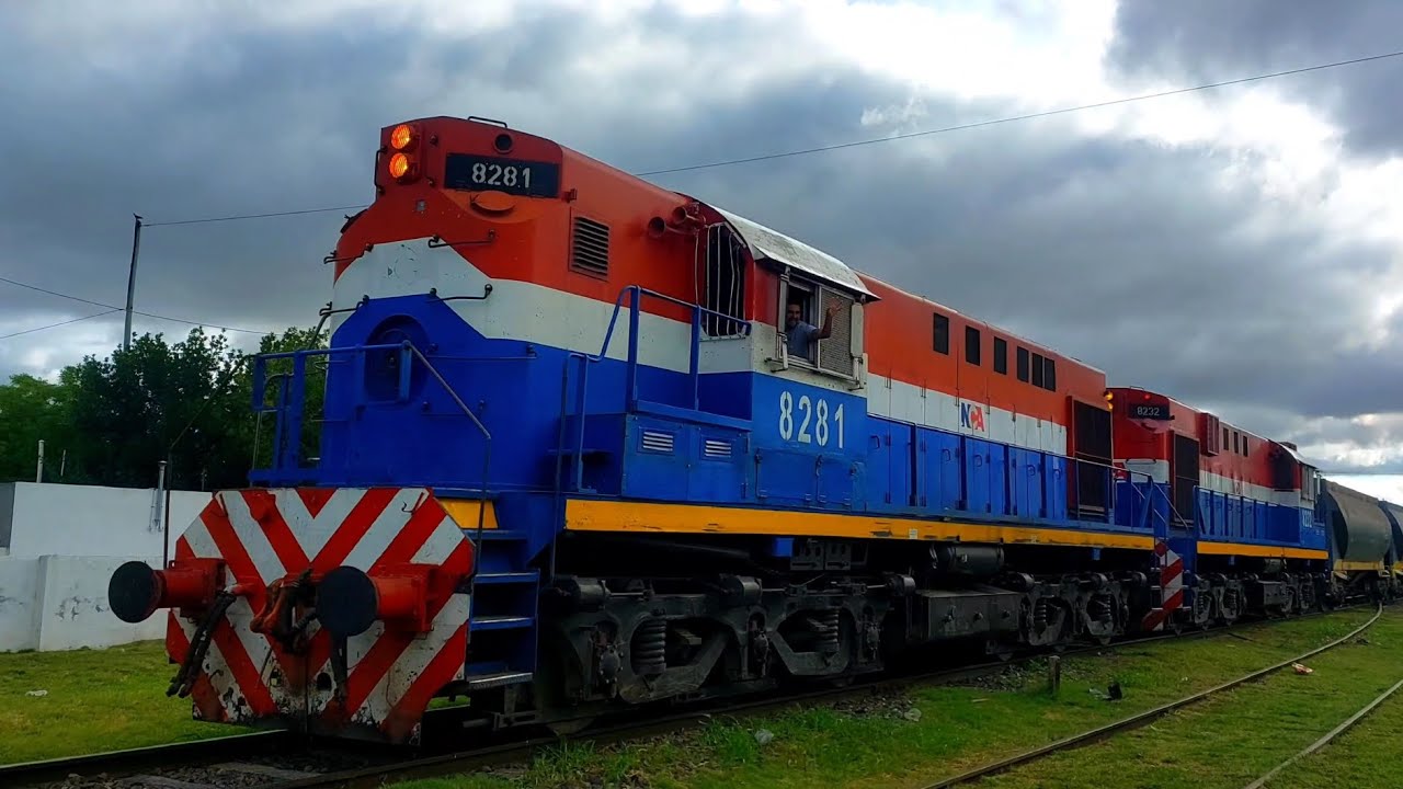 [4K] Variado y colorido tren cargado de NCA con destino a Rosario pasando por Marcos Juárez!!!!!!