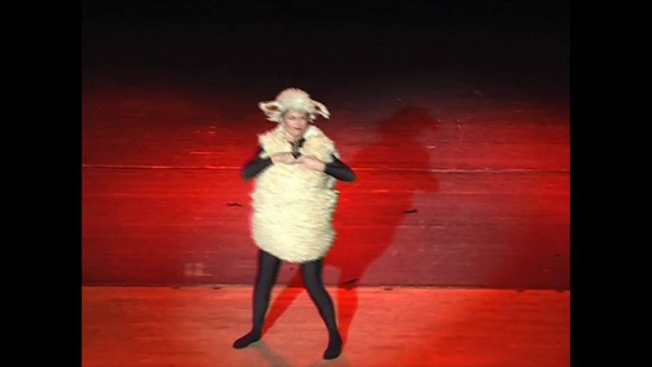 Julia Kempken, das steppende Burlesque Schaf, that´s Irish Dance!
