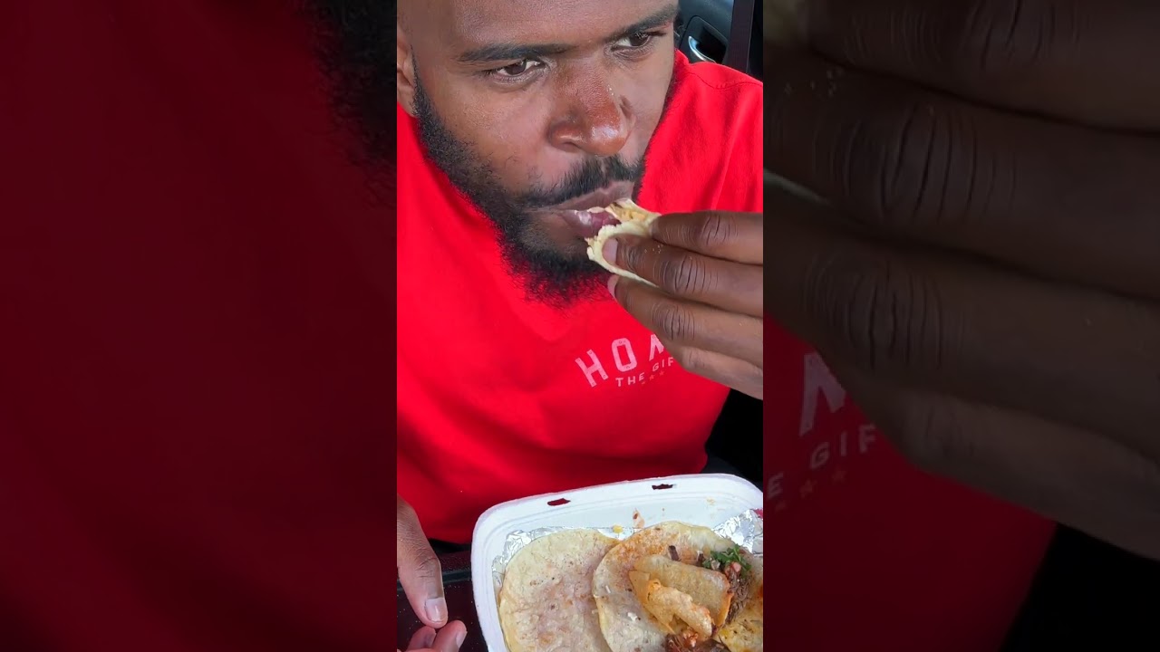 This Is Not REAL‼️ Mexican Food (The Worst STREET Food Ever‼️🤬)