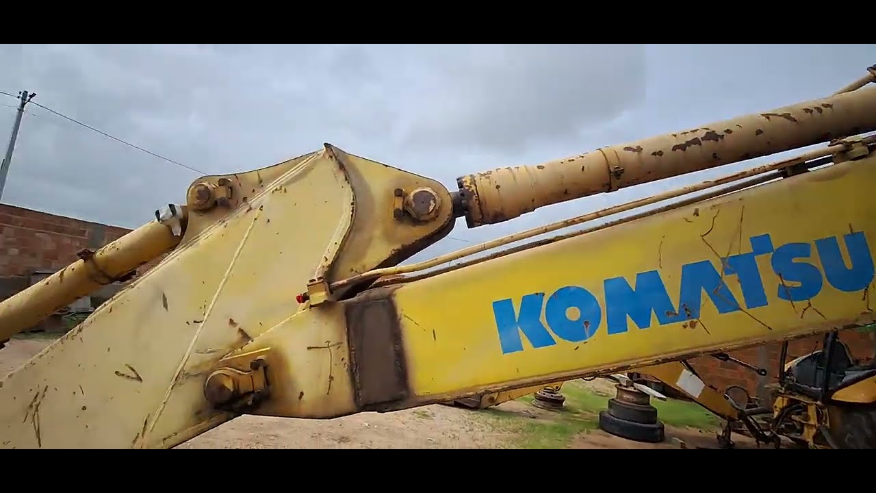 Continuamos na restauração da komatsu Pc150-5. 