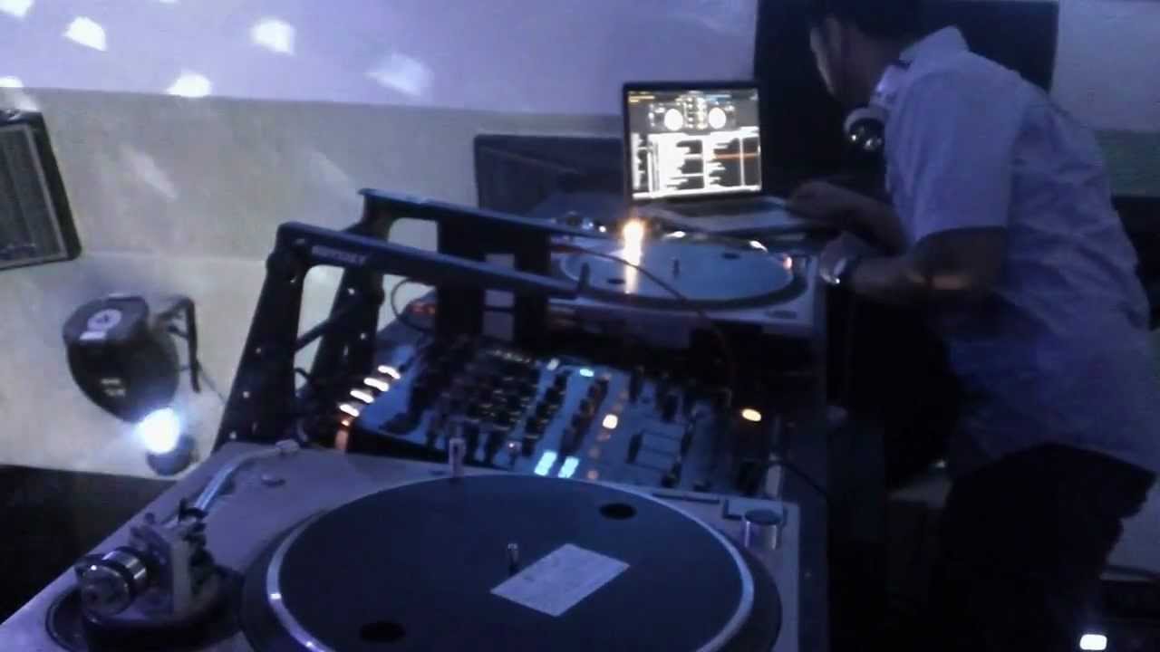 DJ Cruel ONE rocking at 4Sixty6, West Orange NJ