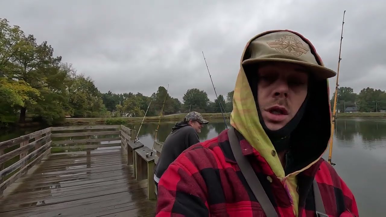 Rainy Day Carp Fishing Turned Into Catfishing