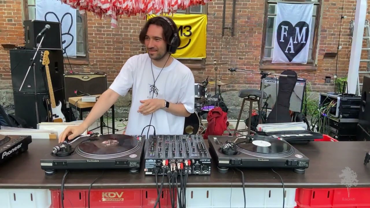Vadim Ronin - Hanagasumi x Fam @ Dvorik 09-08-2025