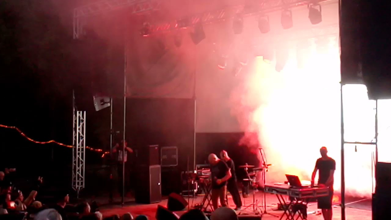 Haujobb - Math and Emotion (Klangstabil cover live E-only festival 2021)