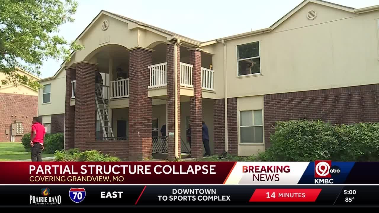 1 injured after staircase collapses at Grandview apartment complex