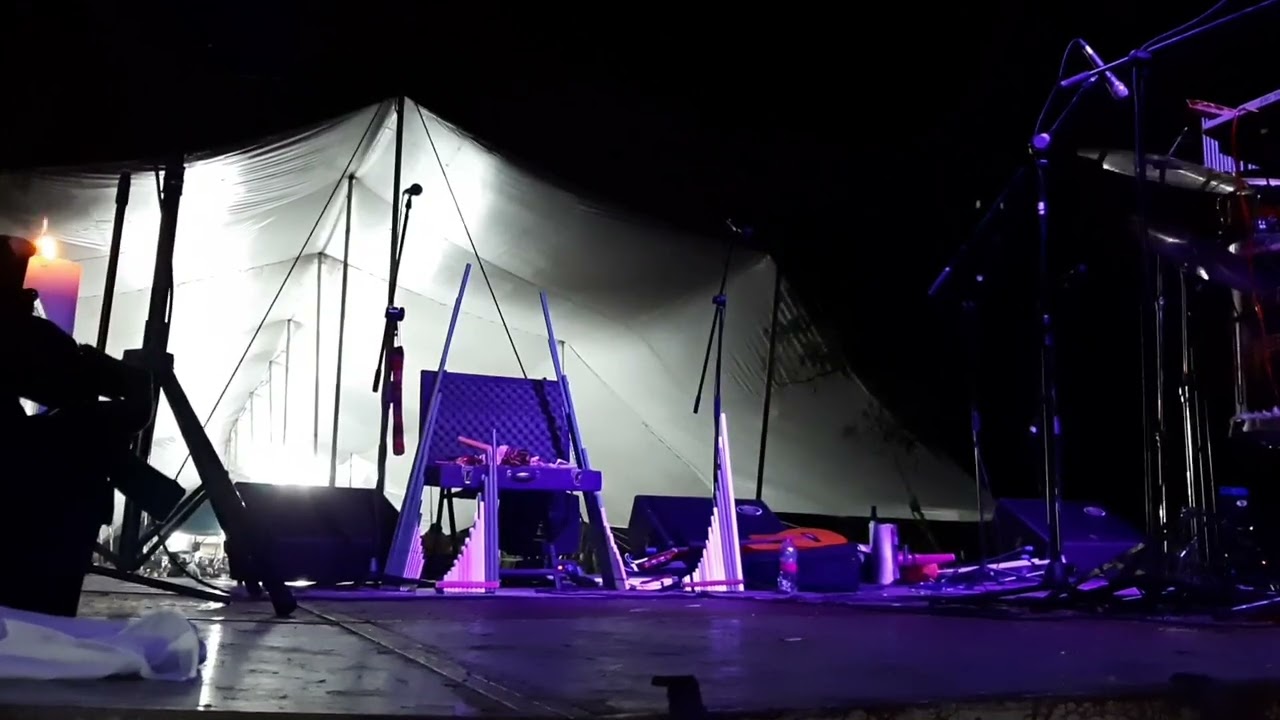 Subiendo al escenario - Ameyalli