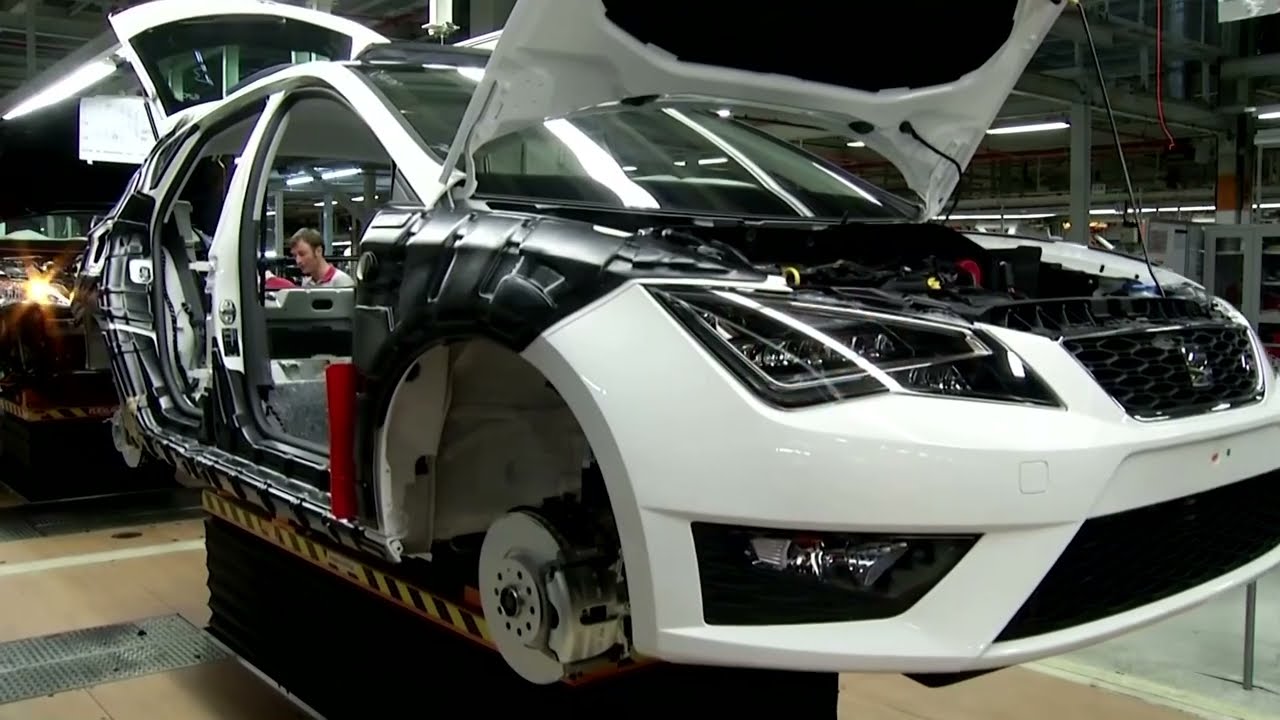 Euro zone factories struggled in May as consumers switched to leisure activities