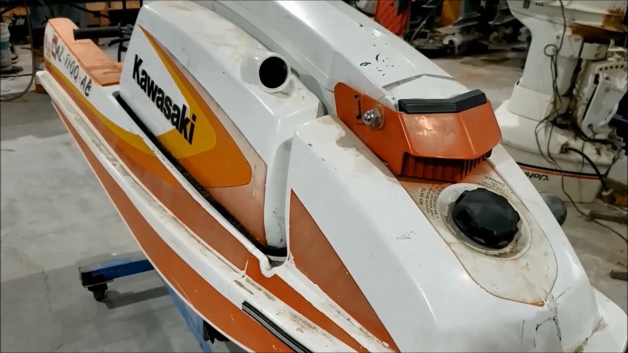 Kawasaki JS 440 Build - W/ Random Engine and Hull