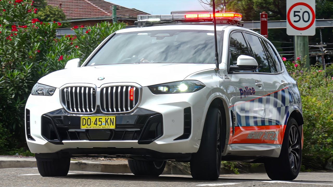 ⁴ᴷ *URGENT AMBULANCE ASSIST* [NSWPF] - Burwood Proactive Crime Team & GR Highway Patrol CODE RED