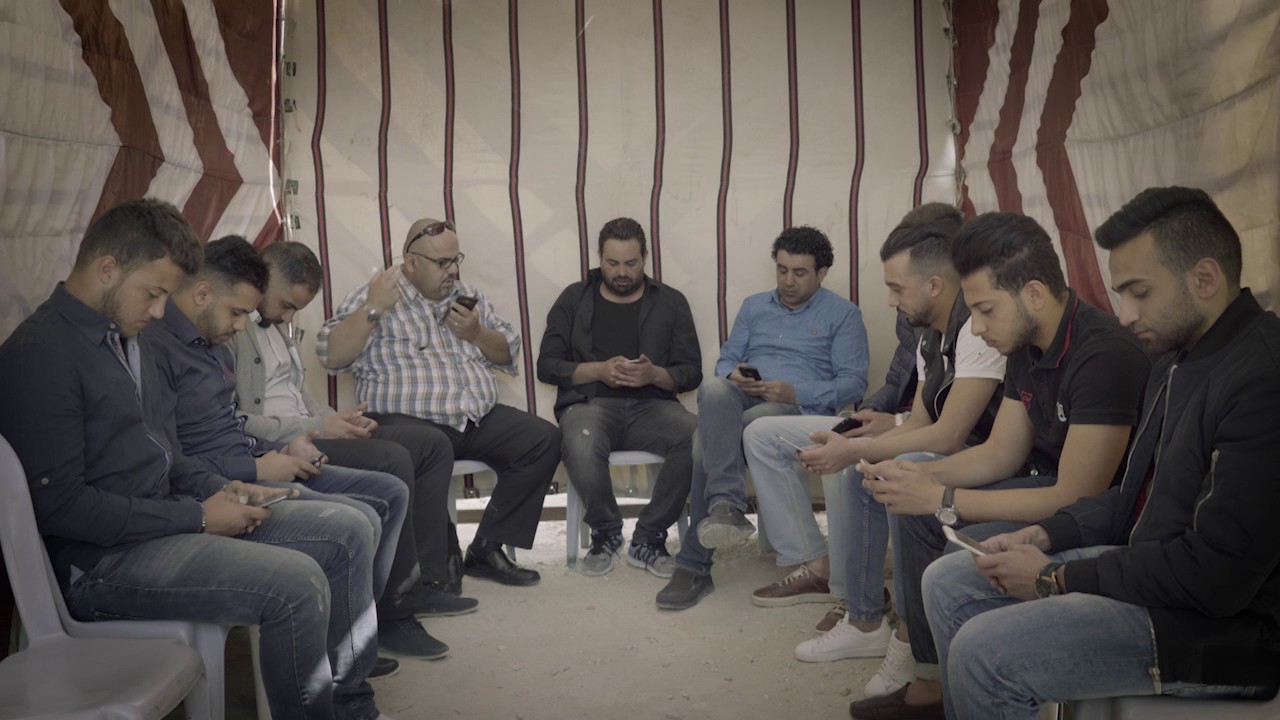 وطن ع وتر | سوشال ميديا
