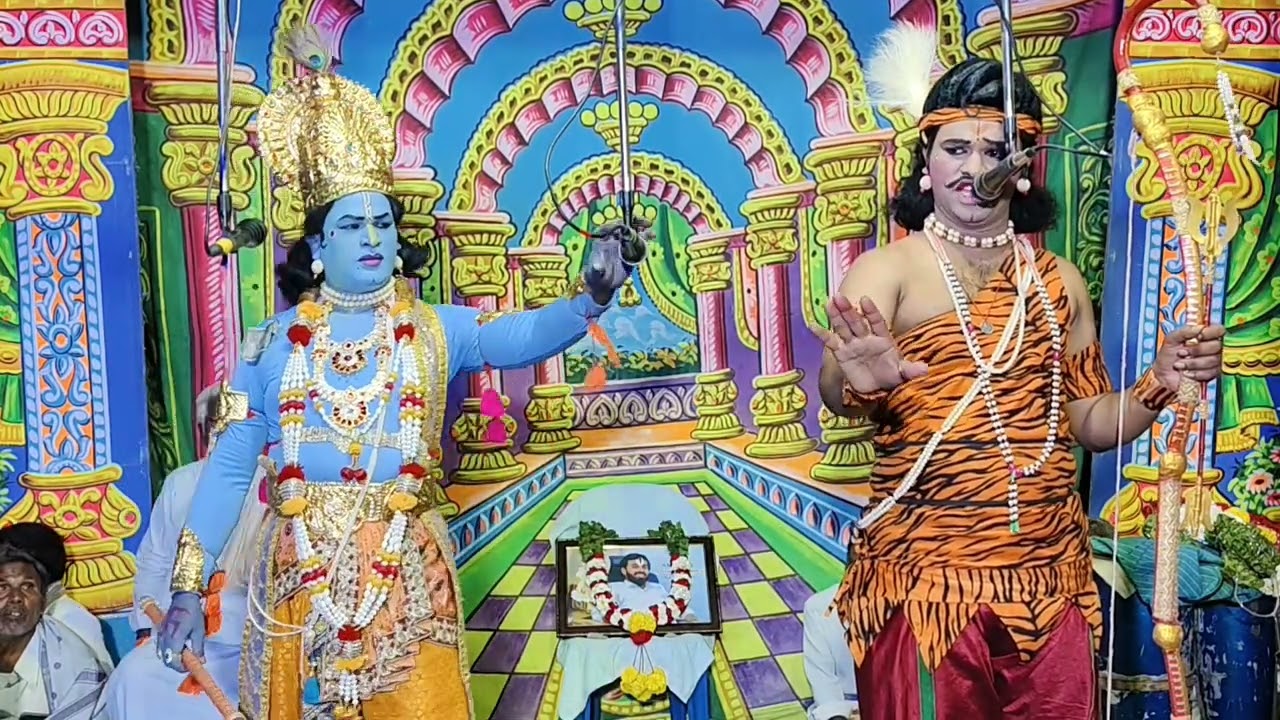 గయోపాఖ్యానం వార్ సీన్: కృష్ణుడు: పుట్టపర్తి కేశవ్: అర్జునుడు: కృష్ణ చైతన్య
