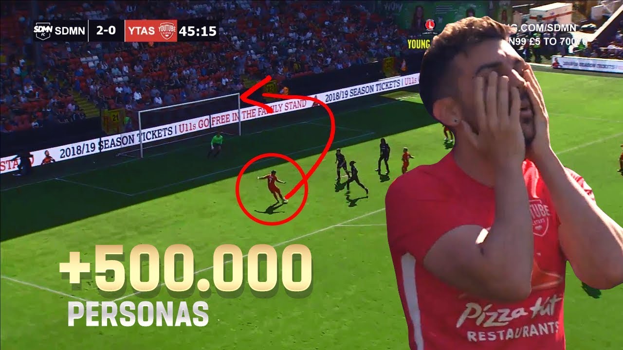 JUEGO PARTIDO de YOUTUBERS DELANTE de +500.000 PERSONAS