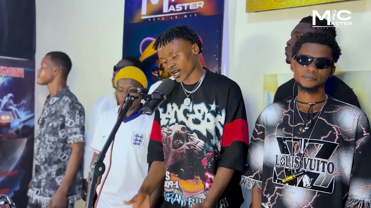 Idi Bangs - Performance Live Mic Master