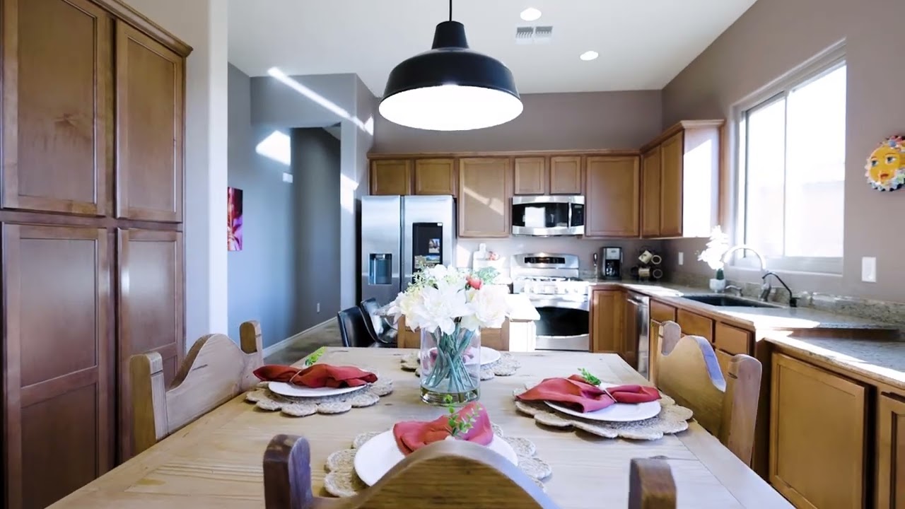 Moving to Goodyear Arizona? Estrella Mountain Ranch stunning home and a Community tour!