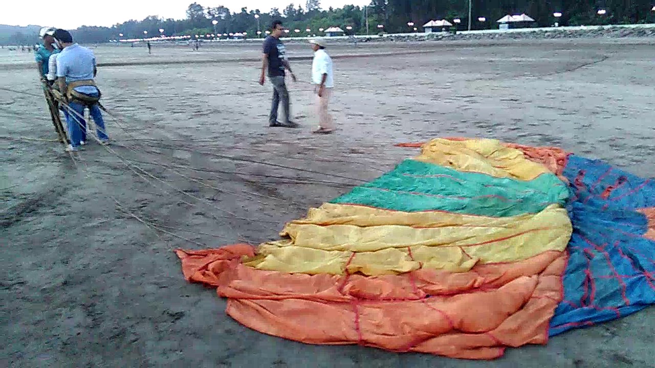 paragliding on shrivardhan beach (kokan)