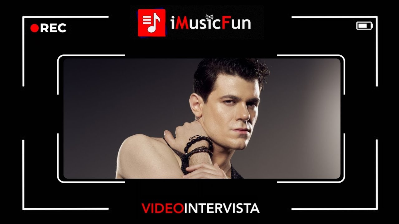 Theo Evan Intervista Eurovision 2025 Turquoise Carpet Cipro
