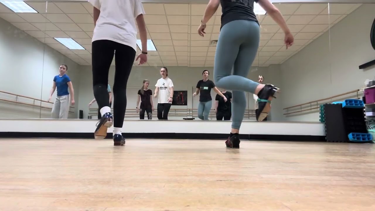 Level 5-8 Tap - Dorthy Shim Sham/Holiday Performance
