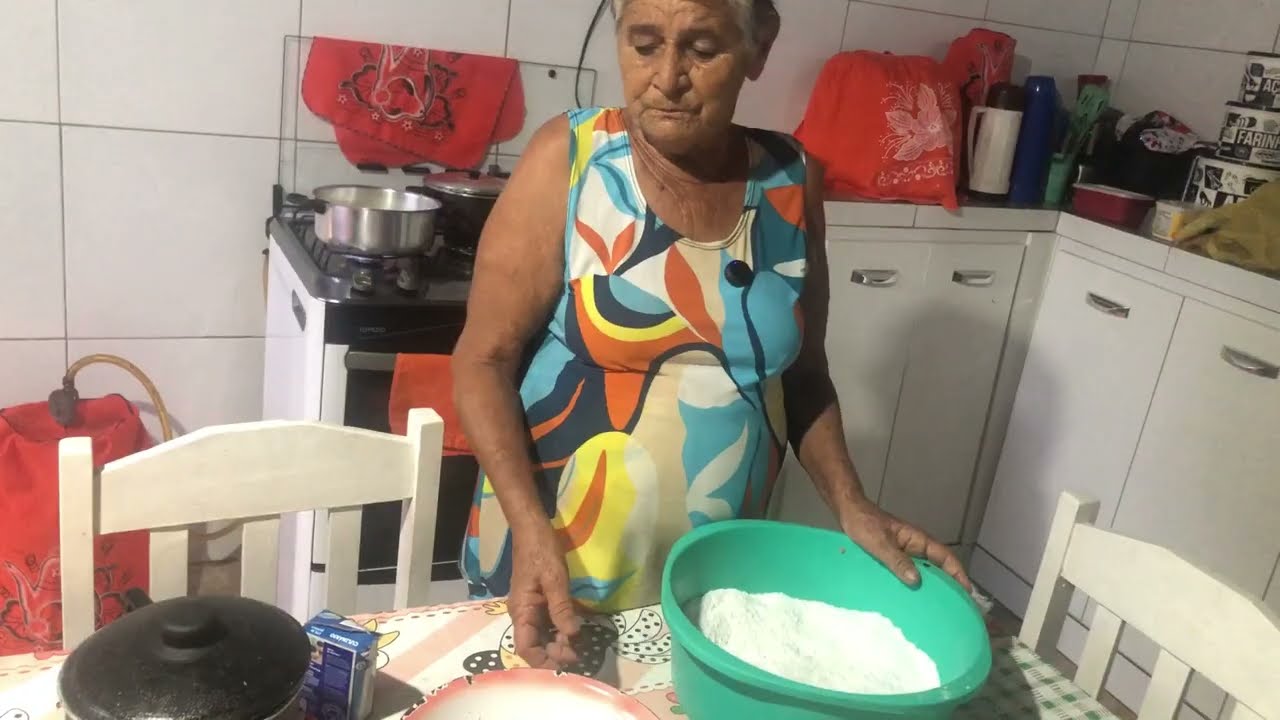 ENSINEI FAZER O MEU FAMOSO ARROZ DE LEITE COM TAPIOCAS FEITA DA MASSA CASEIRA , SIMPLES NOSSA JANTA