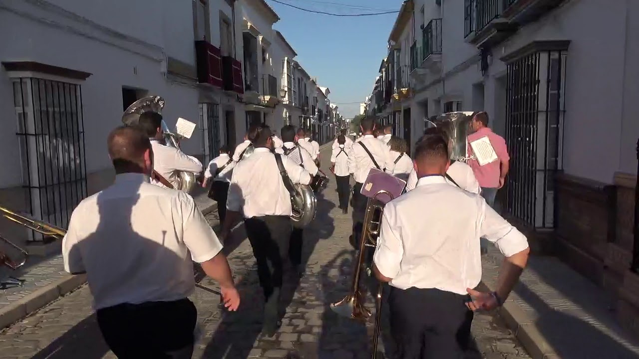 Banda de música de el Saucejo _ pasacalles.