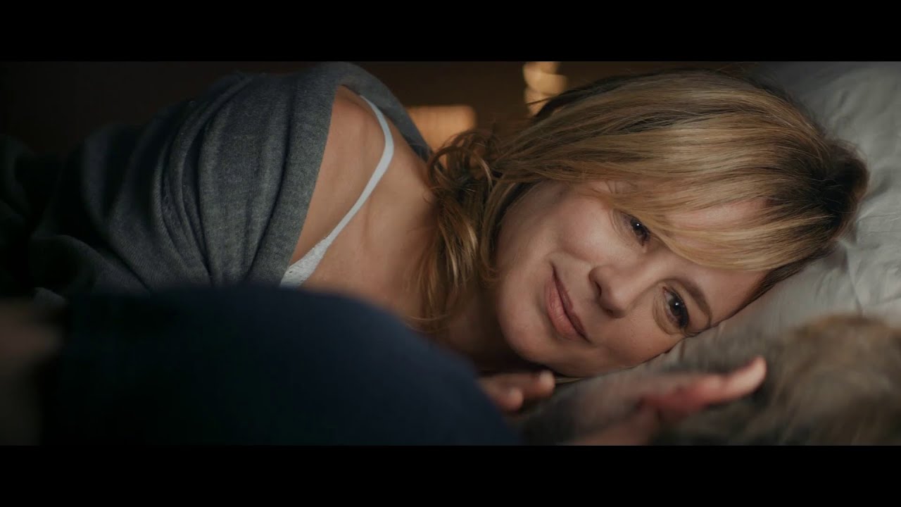 EMMA SUAREZ ANUNCIO CAMPOFRIO NAVIDAD 2015 DESPERTAR TRISTAN ULLOA ICIAR BOLLAIN