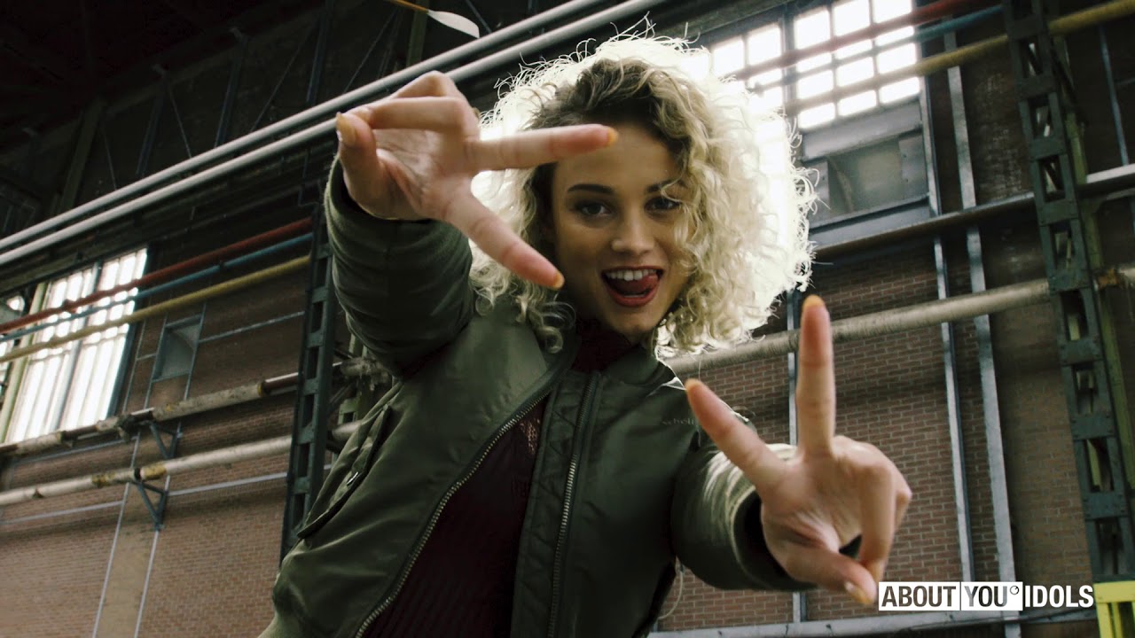 ABOUT YOU Idol Shooting mit Rose Bertram