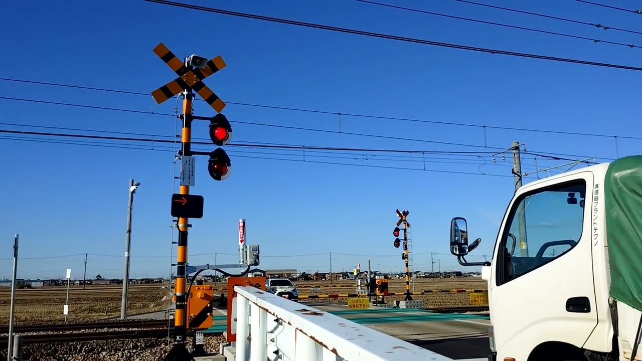 JR信越本線　牛ケ島踏切　（工事済み)