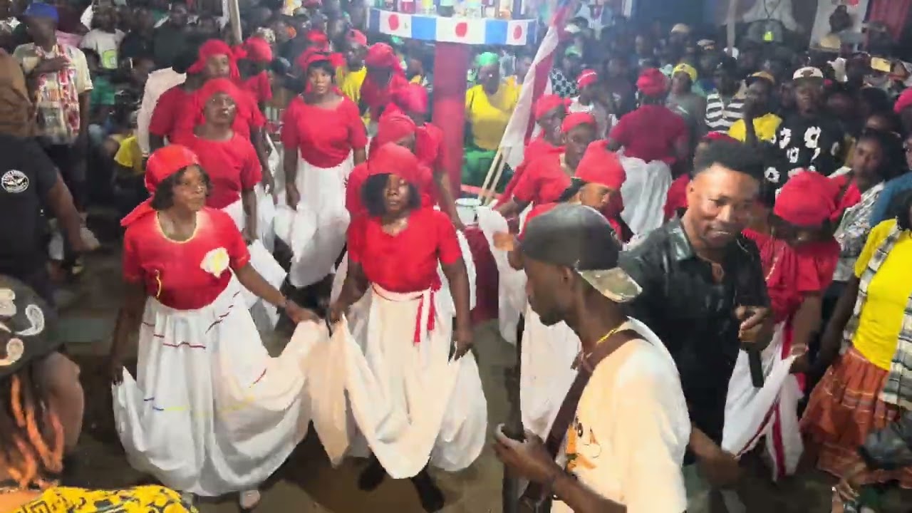 pèfòmans group papè chay de sen rafayèl nan fèt lakou 3bèk de anperè francklyn nan dondon