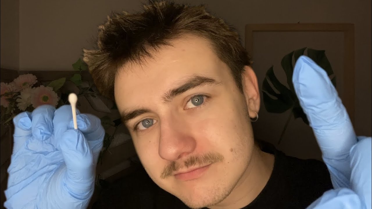 ASMR - Examen et Nettoyage des Oreilles