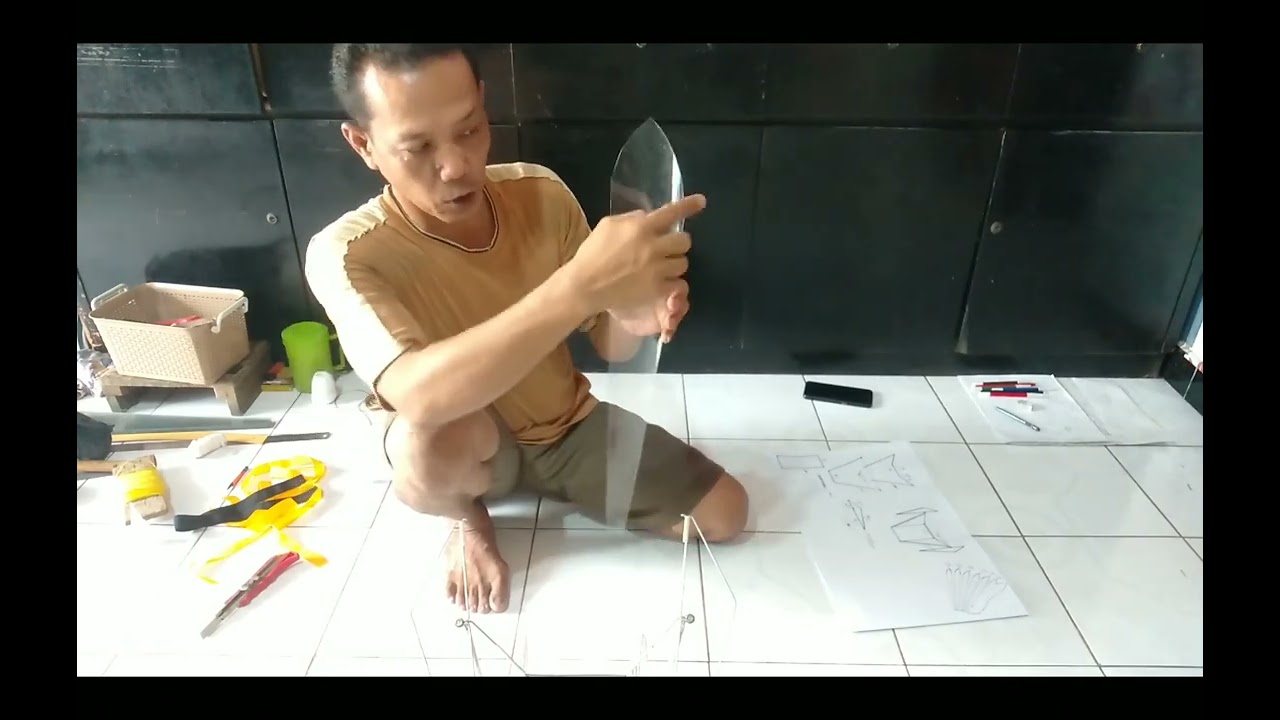 Tutorial Membuat Sayap Gerak Versi Kipas untuk lomba fashion/karnaval daur ulang serta penjelasannya