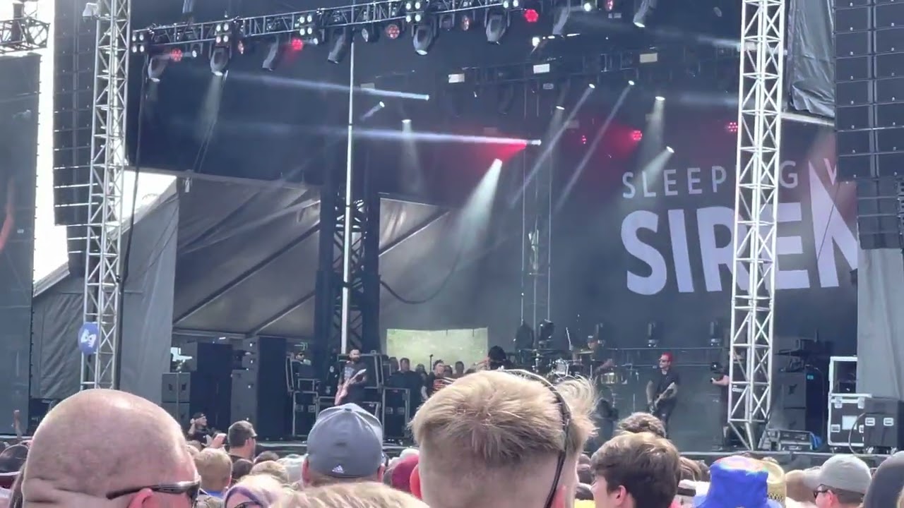 Sleeping With Sirens - Crosses @ Inkcarceration (July 15, 2022)