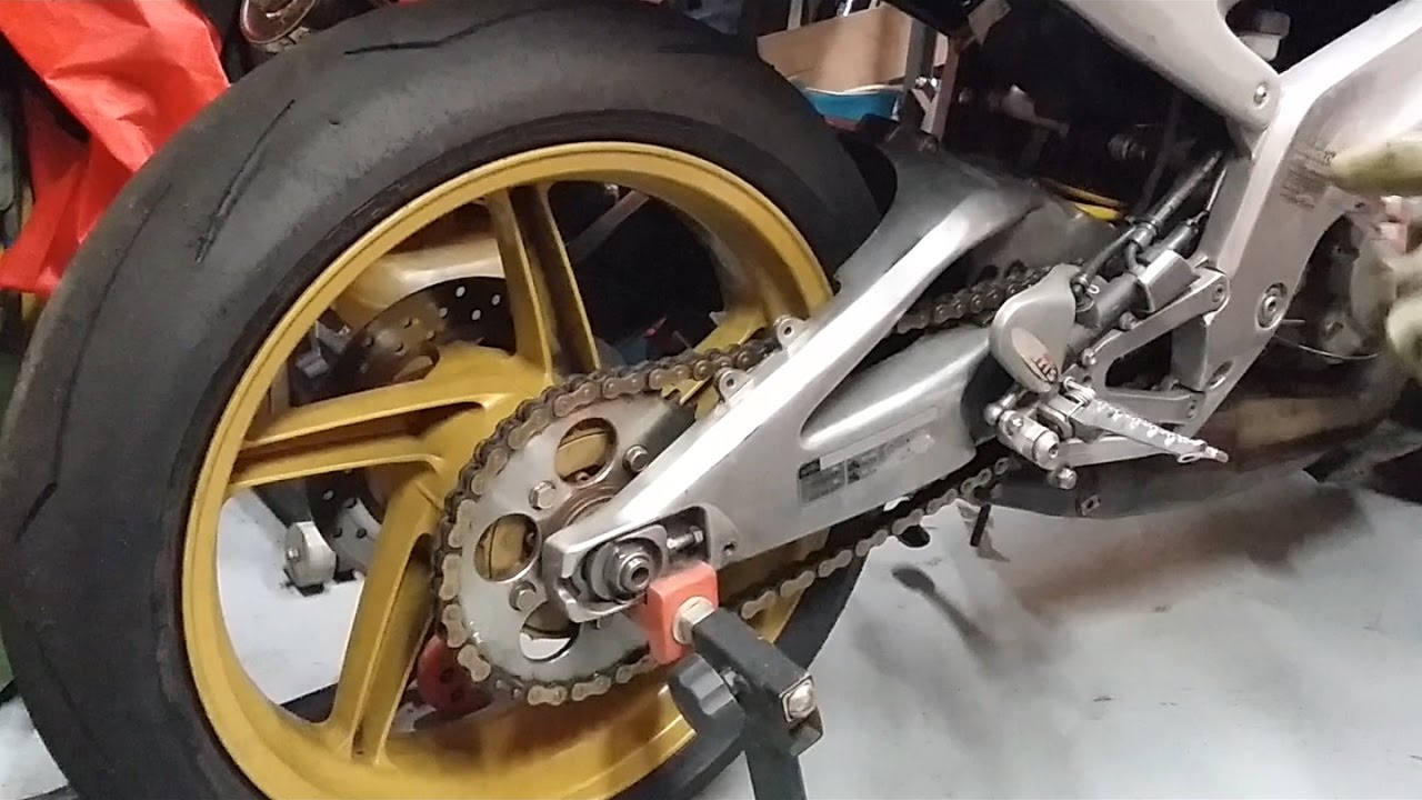 Smontare trasmissione moto - RS 125