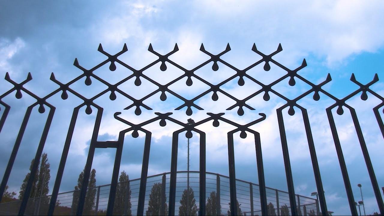 Staalwerk ontworpen door Ruud-Jan Kokke (Steel work designed by Ruud-Jan Kokke) - video (NL)