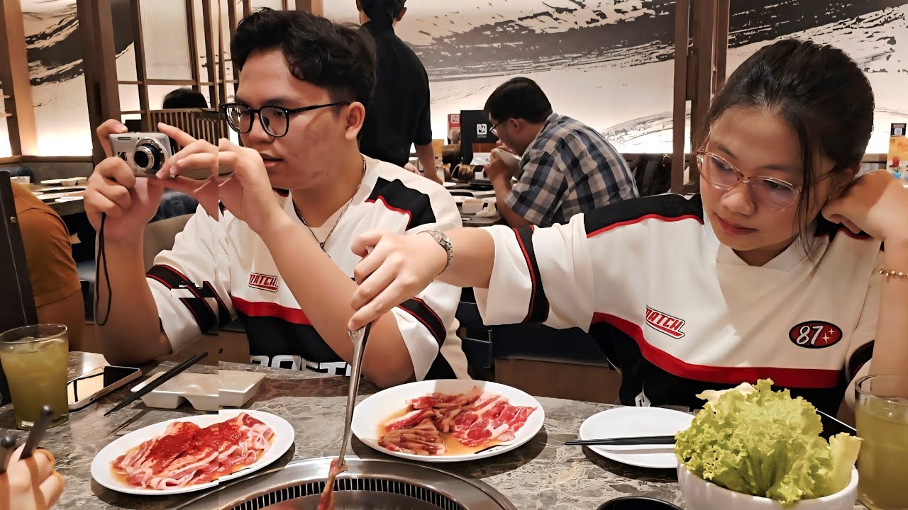 NAIK TURUN LAGI, CEK IN HOTEL DI JAKARTA LANJUT KE CENTRAL PARK #happy #fly  #video #youtube 