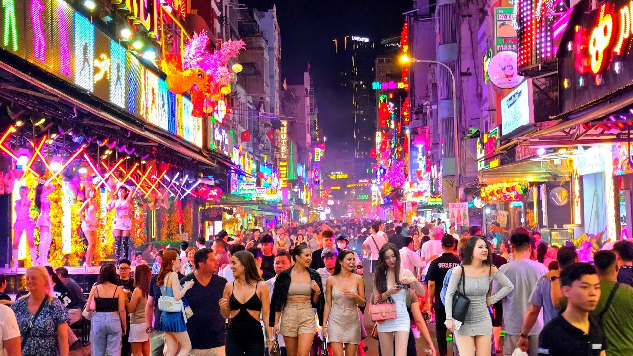 RỬA MẮT VIỆT KIỀU THIÊN ĐƯỜNG ĂN CHƠI NÁO NHIỆT VỀ ĐÊM | NIGHT WALKS IN HO CHI MINH CITY 2026
