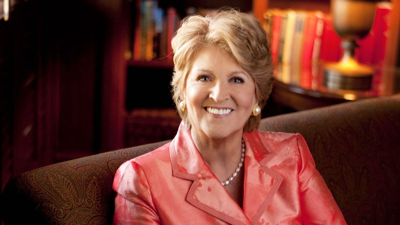 A Chat with Fannie Flagg | Hangout with the author of The All-Girl Filling Station's Last Reunion