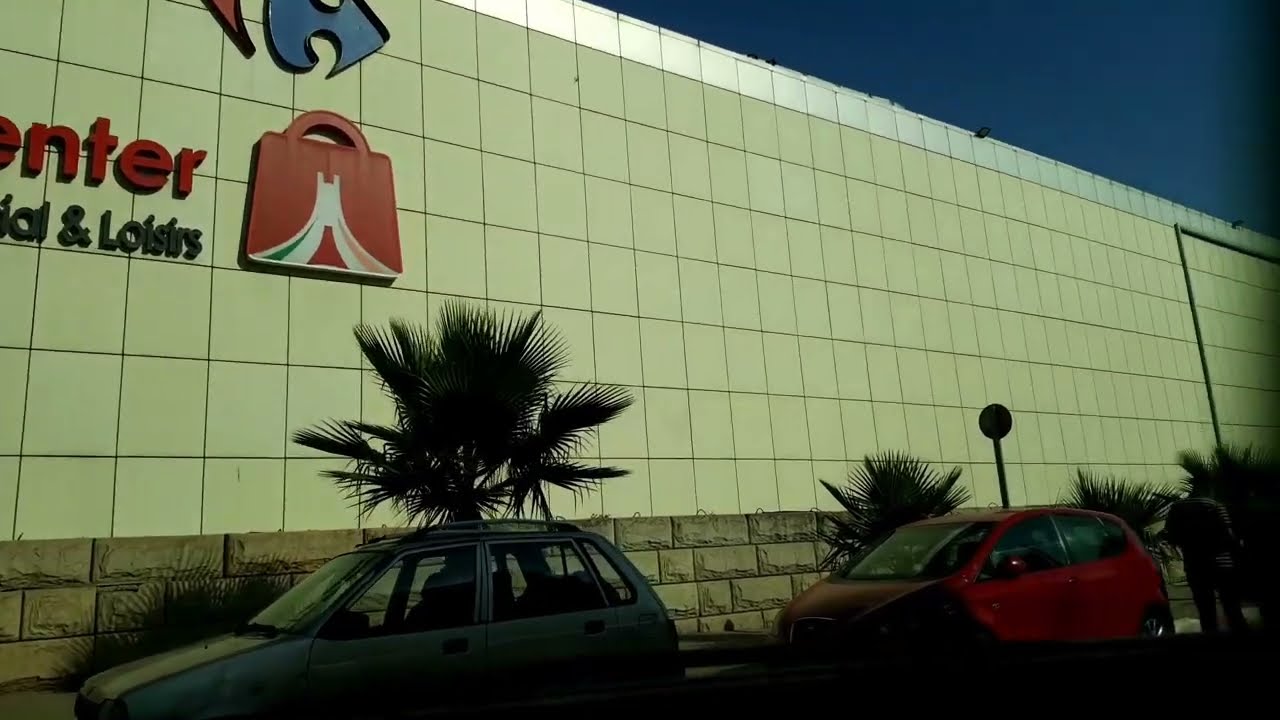 To the City Center Carrefour Les Bananiers