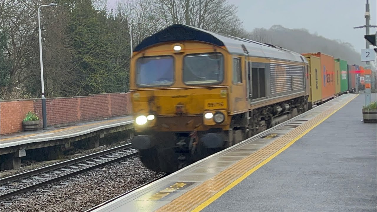 “Locomotive and Carriage Institution” 66716 4E21 with 40 containers 16;26 2E Lea Road 27/2/2026