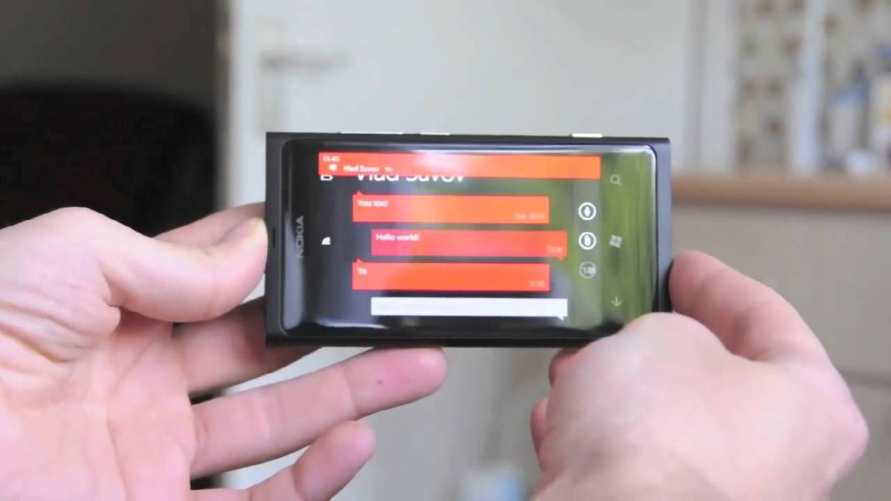 Nokia Lumia 800 review