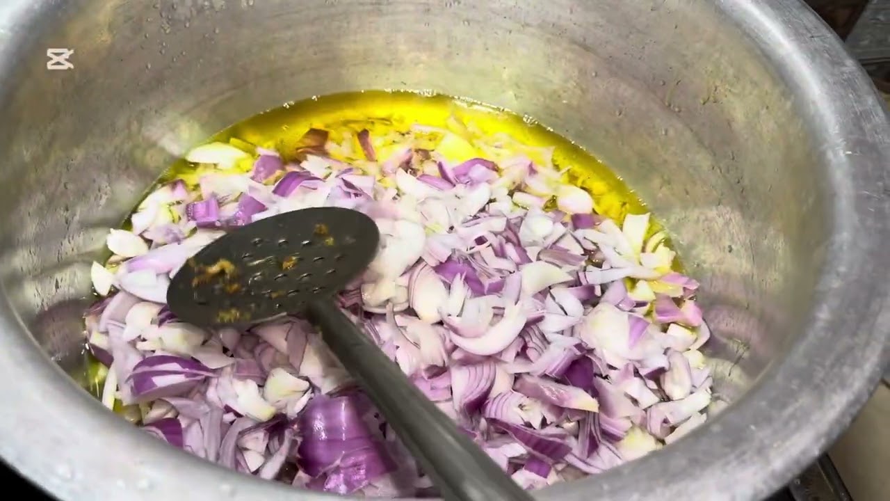 Fried chicken karahi ( Better Than Restaurant ) chicken fry karahi by khalaparveenkekhany792&hellip;..