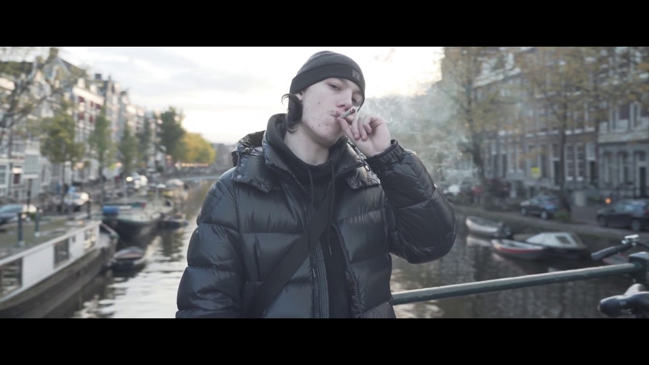 Greekazo - PILOTER (OFFICIAL MUSIC VIDEO)
